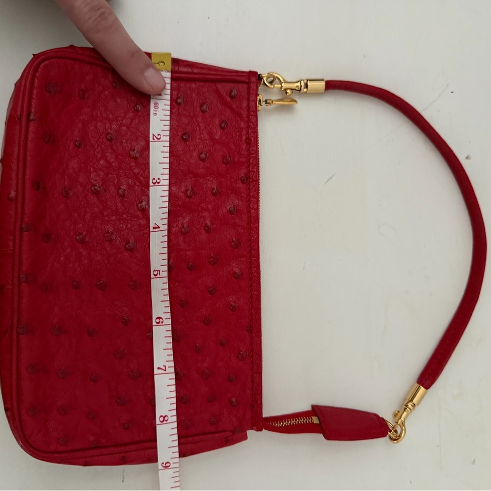 Via La Moda genuine ostrich leather red bag with Gold Hardware - Picture 4 of 12